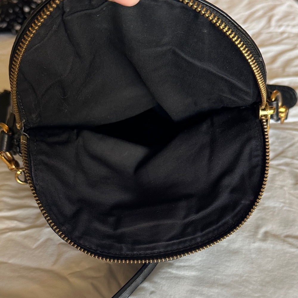 Marc Jacobs small Natasha - Black Leather Crossbody Bag with Gold Accents - Picture 3 of 6